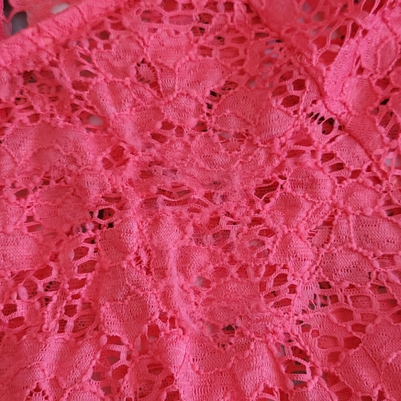 Coral Pink lacey overlay shirt with 1/4zip up back - Picture 4 of 4